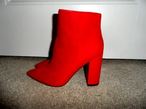 Pretty Just Fab size 7 red Rosamund suede look block heel booties boots NWOB - Picture 1 of 6