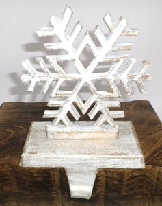 Appendiabiti calza fiocco di neve vintage invecchiato dipinto bianco su metallo dorato - Foto 1 di 4