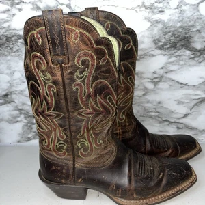 Botas Vaqueras Ariat Talla 7B Mujer Legend Aviadas Cuero Marrón Puntera Cuadrada - Imagen 1 de 16