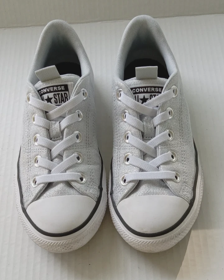 Zapatillas deportivas Converse All Star talla 3 para niña grande plateadas brillantes bajas sin cordones de lona Foto 1 de 4