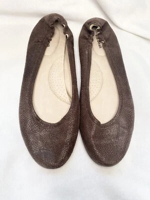 LL Bean Leather Slippers Flats Brown Women’s Size 11M - Image 1 of 3