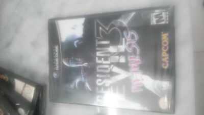 Resident Evil 3: Nemesis (Nintendo GameCube, 2003) - Image 1 of 2