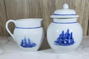 Wedgewood "American Clipper" Blue Vintage Creamer & Sugar Bowl - Picture 1 of 9