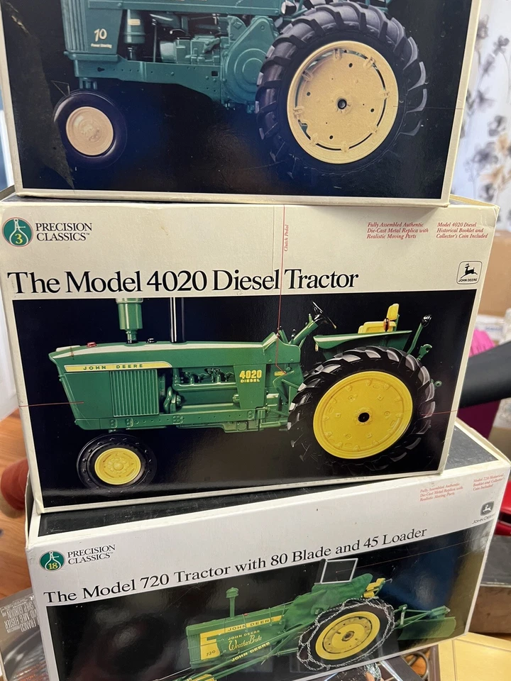 Ertl John Deere 4020 NF Diesel Tractor, Precision Classics, 1:16 (5638) - Image 1 of 1