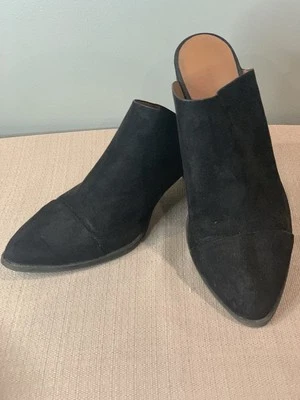 American Eagle Faux Suede Point Toe Mule Block Heel Open Back Black Size 8 1/2 - Image 1 of 4