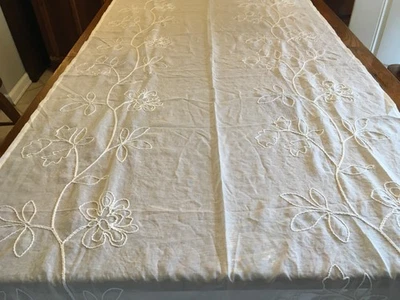 Panel de cortina transparente blanco marfil Laura Ashley con estampado floral bordado Foto 1 de 4