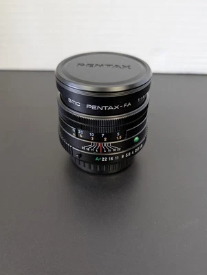 Lente Pentax PENTAX-FA 77 mm f1,8 limitada montura K Foto 1 de 4