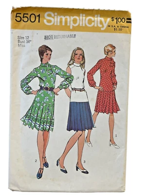 Vintage 1970s Sewing Pattern Simplicity 5501 Dress Pleat Skirt Back Zip Size 12 - Image 1 of 2