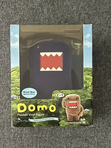 Dark Horse Deluxe Royal Blue DOMO Flocked Vinyl Figure LIMITED COLLECTOR EDITION Cover