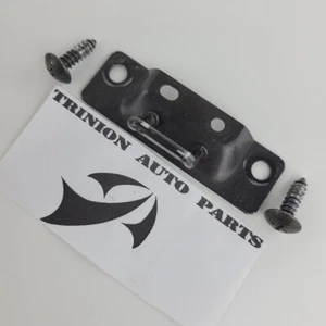 2000 2004 Nissan Xterra Glove Box Latch Striker with Mounting Screws OEM - Picture 1 of 5