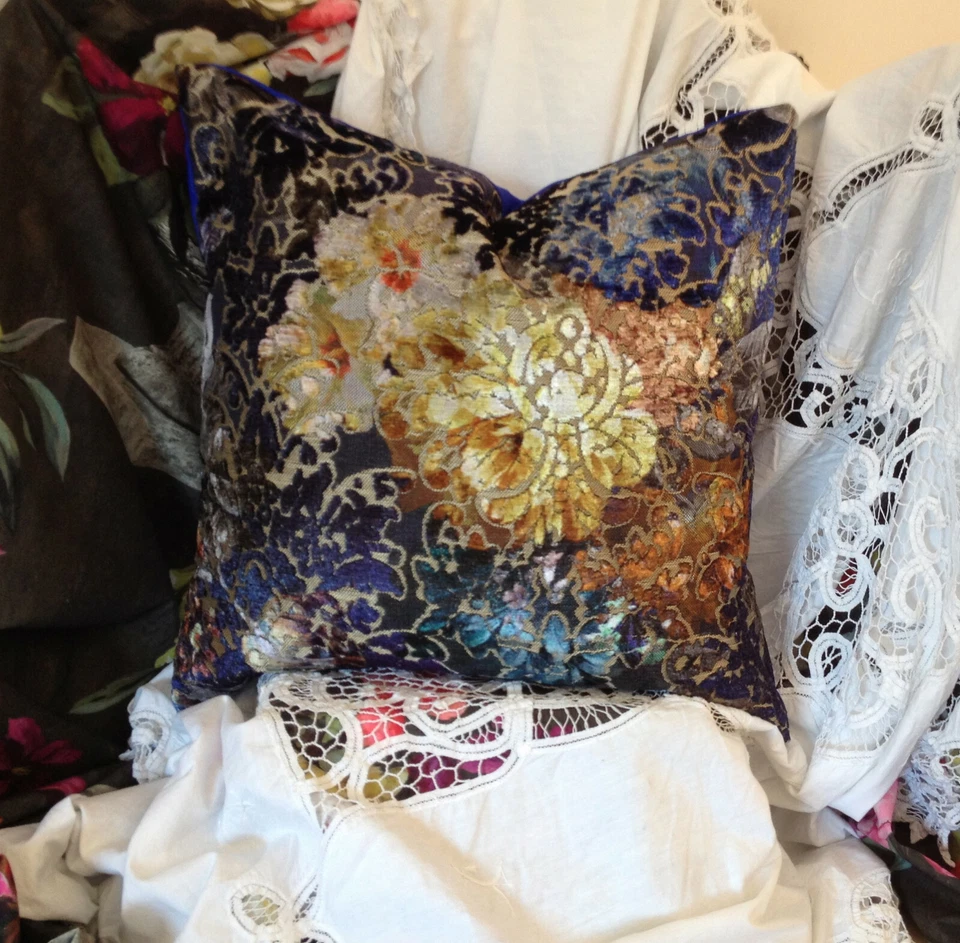 #Designers Guild fabric fabric Zambelli Cobalt  Cover  18x18" - Image 1 of 1