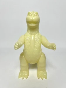 M1-GO 1997 Godzilla Glow in the dark 8" Sofubi Vinyl Figure Fan club limited - Picture 1 of 23