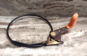 John Deere LT155 OEM estrangulador empuje tirador cable y perilla AM122882 M125856 - Imagen 1 de 7
