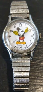 Reloj para mujer Lorus Seiko Mickey Mouse Disney años 90 vintage acero flexible V515-6120 - Imagen 1 de 4