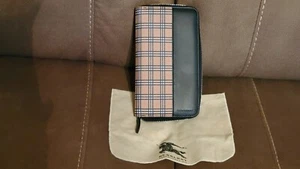 BURBERRY Haymarket Camel/Black check print Wallet Item No. 4080175 - Picture 1 of 12