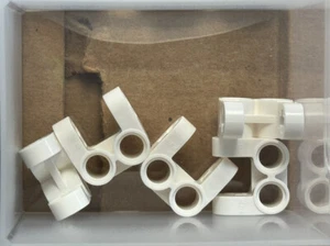 LEGO Parts - White Technic, Axle and Pin Perpendicular Double - No 41678 - QTY 5 - Picture 1 of 1