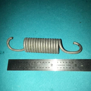 VOLVO 240 244 245 260 FRONT SEAT BOTTOM SPRING SHORT RIGHT LEFT DRIVER PASSENGER - Picture 1 of 3