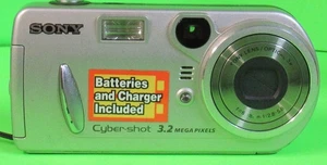 Sony Cyber-Shot Digital Camera 3.2 Mega Pixels DSC-P72 - Tested Working - Picture 1 of 9