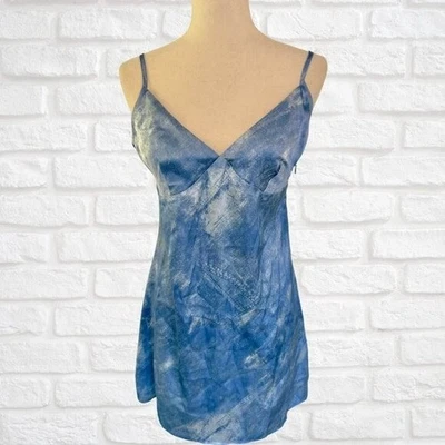 全新带标签 Vero Moda 懒人连衣裙人造牛仔细肩带中号蓝色迷你 — 第 1/4 张图片