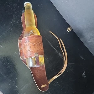 Party cowboy beer holster Leather Vtg Coors 1970s. .. glass bottle not included - Picture 1 of 12