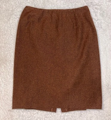 Dolce & Gabbana D&G Brown Wool Blend Skirt Made In Italy Size Small (32 Euro) - Image 1 of 4