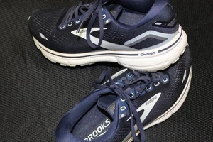 Brooks Ghost 15 women's size 9 running shoes navy blue and white - Picture 1 of 7