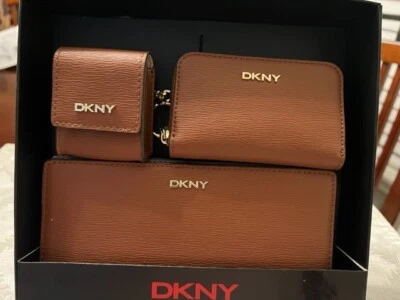 Juego de regalo carteras marrones Dkny GIA Foto 1 de 4