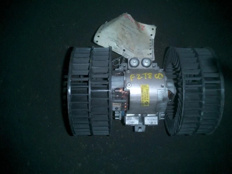 ЗАДНИЙ ДВИГАТЕЛЬ ВЕНТИЛЯТОРА 95 96 97 98 99 00 01 BMW 740IL  - Изображение 1 из 1