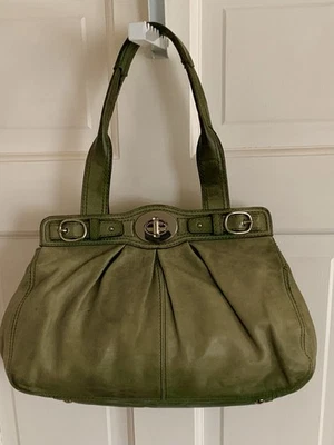 Bolso Coach Plisado Cuero Verde 13914 Edición Limitada Foto 1 de 4