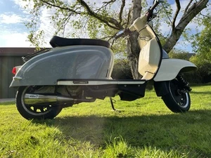Royal Alloy TG300LC / Lambretta Look / Scooter - Picture 1 of 3