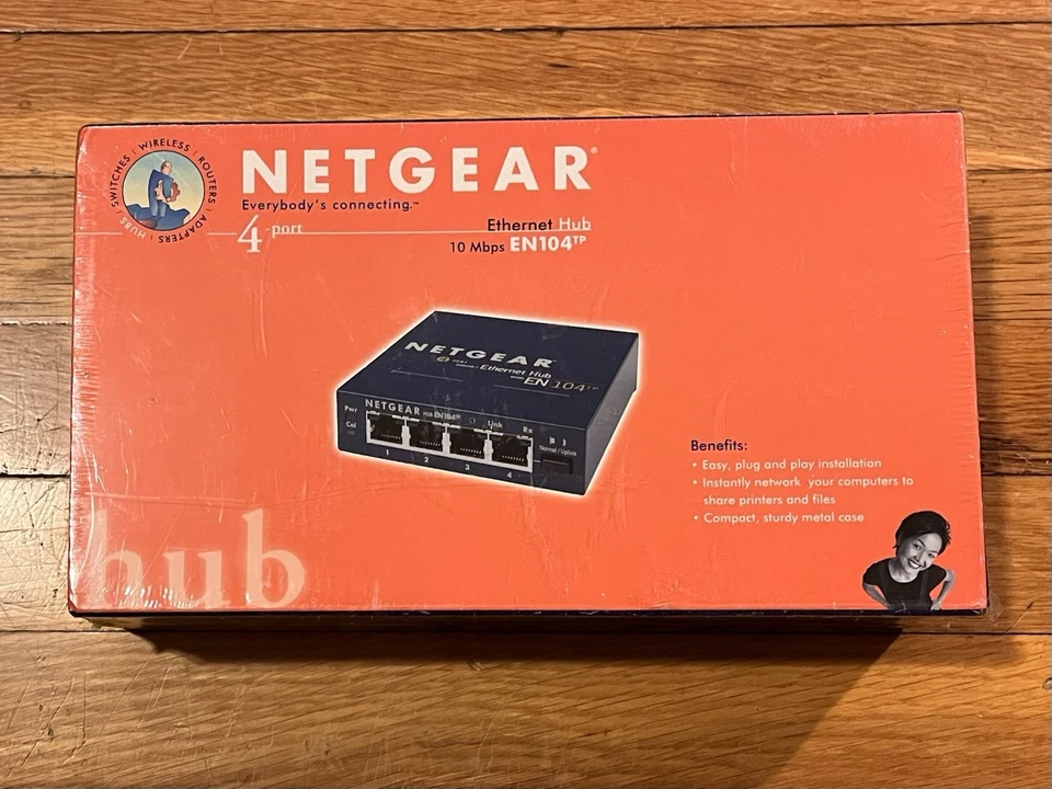 Netgear EN104TP Four Port Ethernet Hub 10Mbps - Image 1 of 4