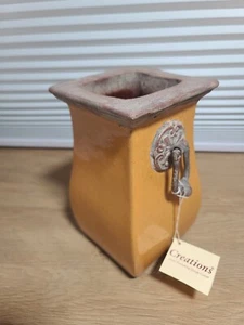 Art Pottery Vase 8" vase. Beautiful - Picture 1 of 10