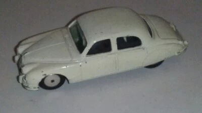 Corgi jaguar 2.4 litre  208 - Immagine 1 di 4