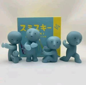 Juego de 4 soportes para cepillos de dientes Smiski Toothbrush - NUEVO Y EMBALAJE ORIGINAL - Imagen 1 de 5