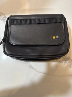 Case Logic Portable DVD Player Case Leather Zipper Closure with ext headphone - Image 1 of 4