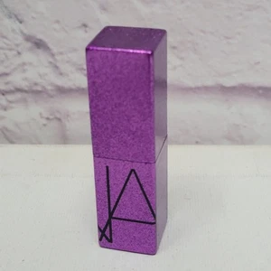 NUOVO NARS Audacious Rossetto CARMEN 9487 Rosso .14 oz senza scatola - Foto 1 di 3