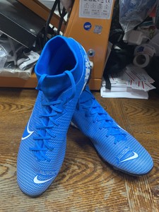 cr7 indoor soccer shoes
