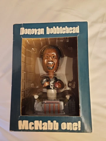 Donovan McNabb Sunoco Bobblehead Philadelphia Eagles 2004 New SGA Cover