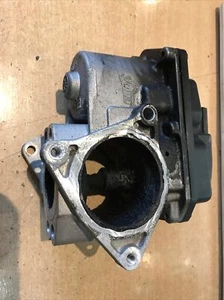 GENUINE VW AUDI SEAT SKODA THROTTLE BODY 03L131501E - Picture 1 of 2