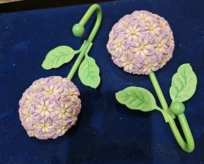 Juego de 2 ganchos de pared con forma de flor Foto 1 de 4