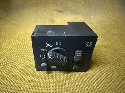 Interruptor de control de atenuador de luz de cúpula de faros Chevy Silverado GMC Sierra 2003-2006  Foto 1 de 3