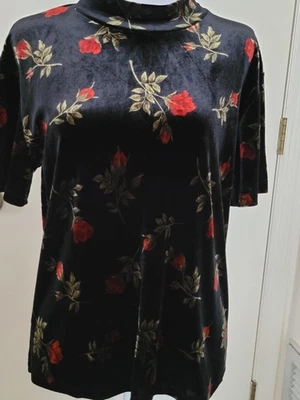 Винтажный впечатления темно романтический черный цветочный бархат насмешливый воротник рубашка Lg Whimsigoth  - Изображение 1 из 4