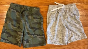 365 kids garanimals boys 2 pairs of shorts size 8 grey/camel - Picture 1 of 3
