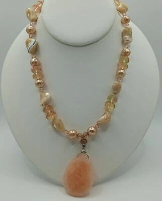 Collar Grueso Grueso Concha y Piedra Facetada Níquel Sin Plomo Foto 1 de 4