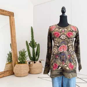Johnny Was Damen S Camouflage Blumen bestickt Thermo Waffel Strick Top grün - Bild 1 von 11