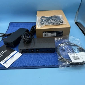 Targus DOCK192-A USB-C Uniwersalna stacja dokująca DV4K ze 100W PD - Zdjęcie 1 z 2
