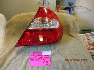 LUZ TRASERA DERECHA PASAJERO FABRICANTE ORIGINAL TOYOTA CAMRY 2002-2004 ENVÍO GRATUITO Foto 1 de 4