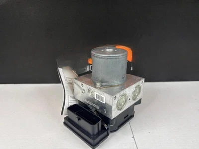 Conjunto de bomba de freno antibloqueo Volkswagen CC ABS 2011-2017 OEM Foto 1 de 4