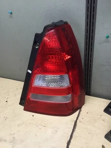 2004 Subaru Forester Passenger Right Side Tail Light Taillight Oem FA32S - Picture 1 of 2
