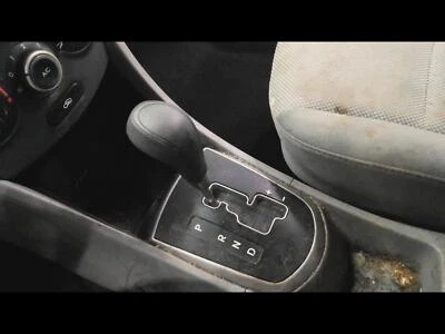Conjunto de alavanca de câmbio de transmissão automática usado serve: 2013 Hyundai Accent Grad - Imagem 1 de 4